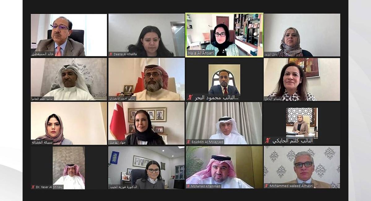تدشين تطبيق مركز دعم المرأة وتغيير مسمى لجنة تكافؤ الفرص في "أمانة الشورى" .. الأنصاري تستعرض خطة نهوض المرأة المحدثة (2021- 2022) مع السلطة التشريعية
