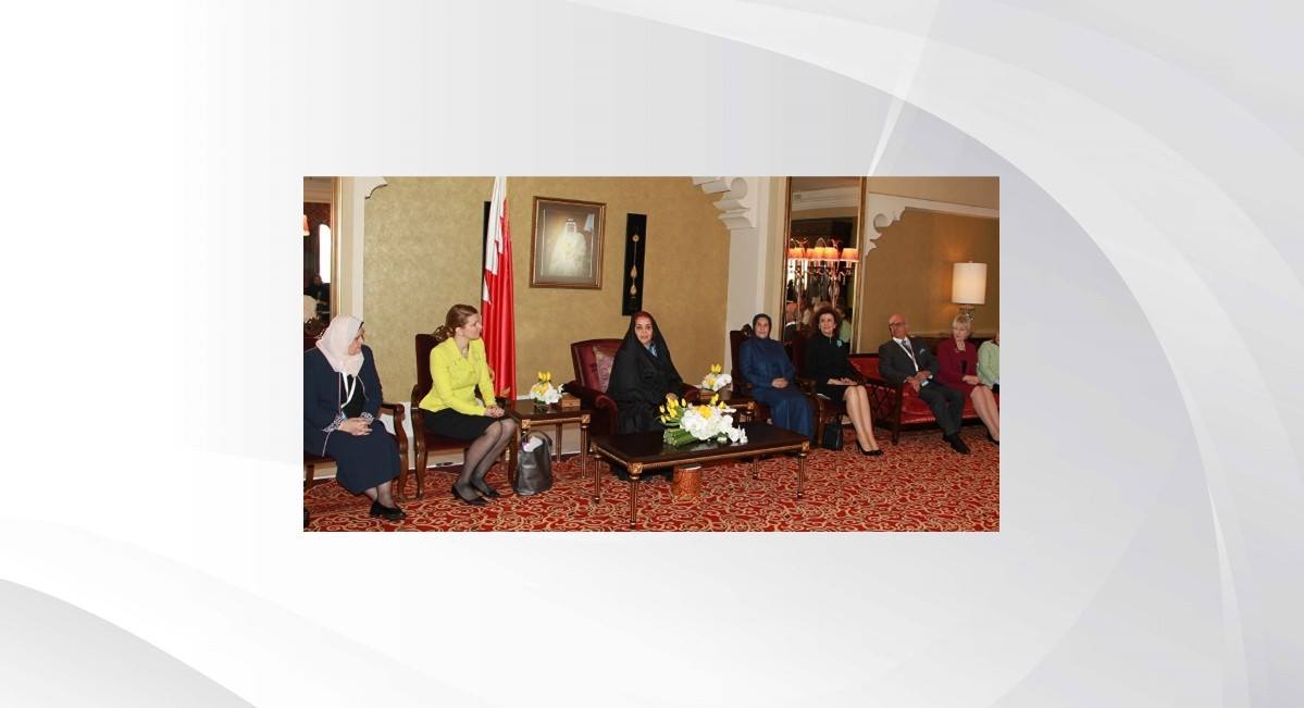 قرينة عاهل البلاد المفدى تستقبل المشاركين في المؤتمر الدولي "المرأة في الحياة العامة .. من وضع السياسات إلى صناعة الأثر