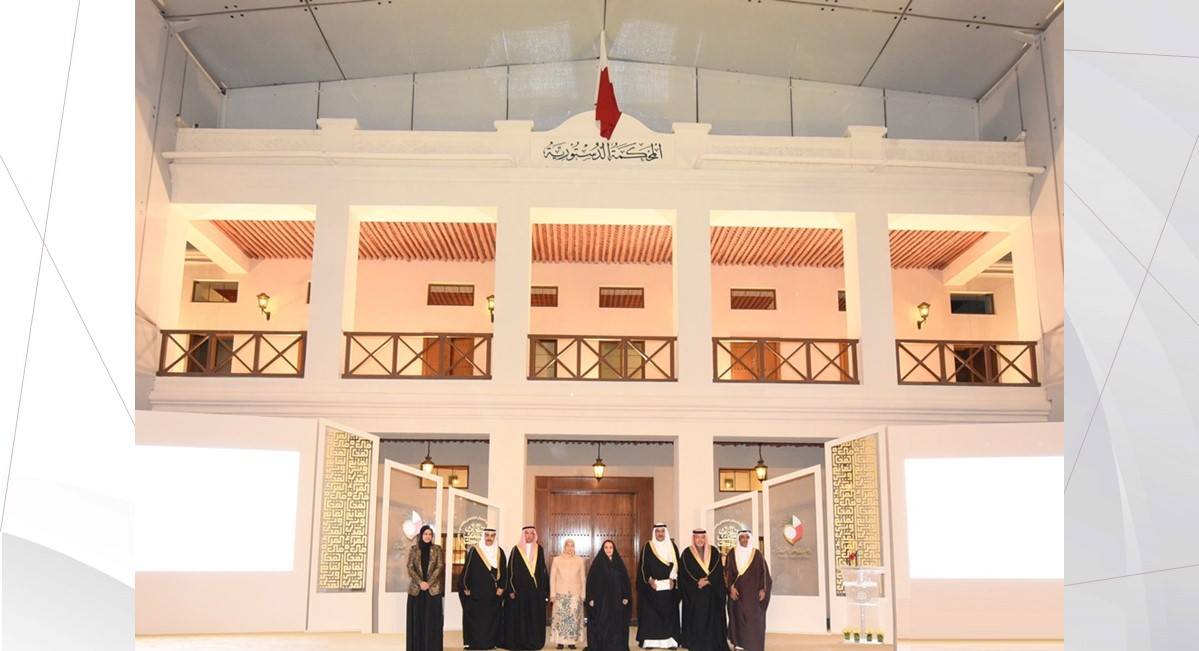 أصدر تقريراً بمناسبة اليوم العالمي للمرأة.. "الأعلى للمرأة": منح قرينة العاهل قلادة المرأة العربية تقدير اقليمي لإنجازات البحرين في مجال تقدم المرأة