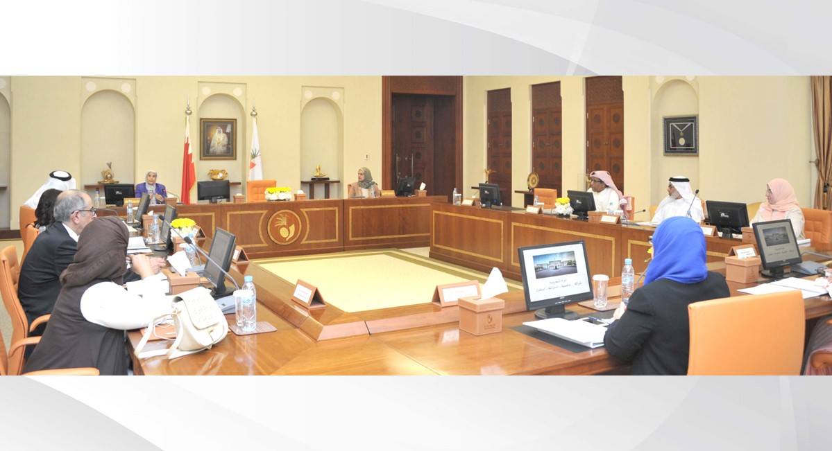 قرينة العاهل تنيب د.الشيخة مريم بنت حسن آل خليفة لرئاسة اجتماع لجنة "إدماج احتياجات المرأة"