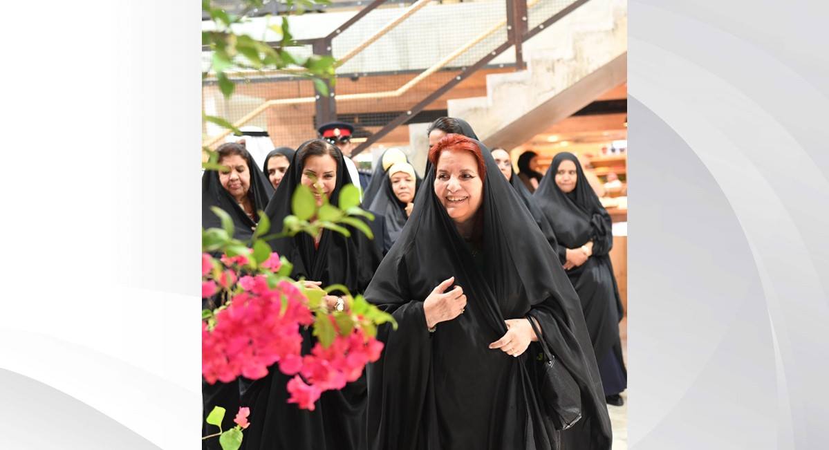 قرينة عاهل البلاد المفدى تفتتح سوق المزارعين الدائم بهورة عالي