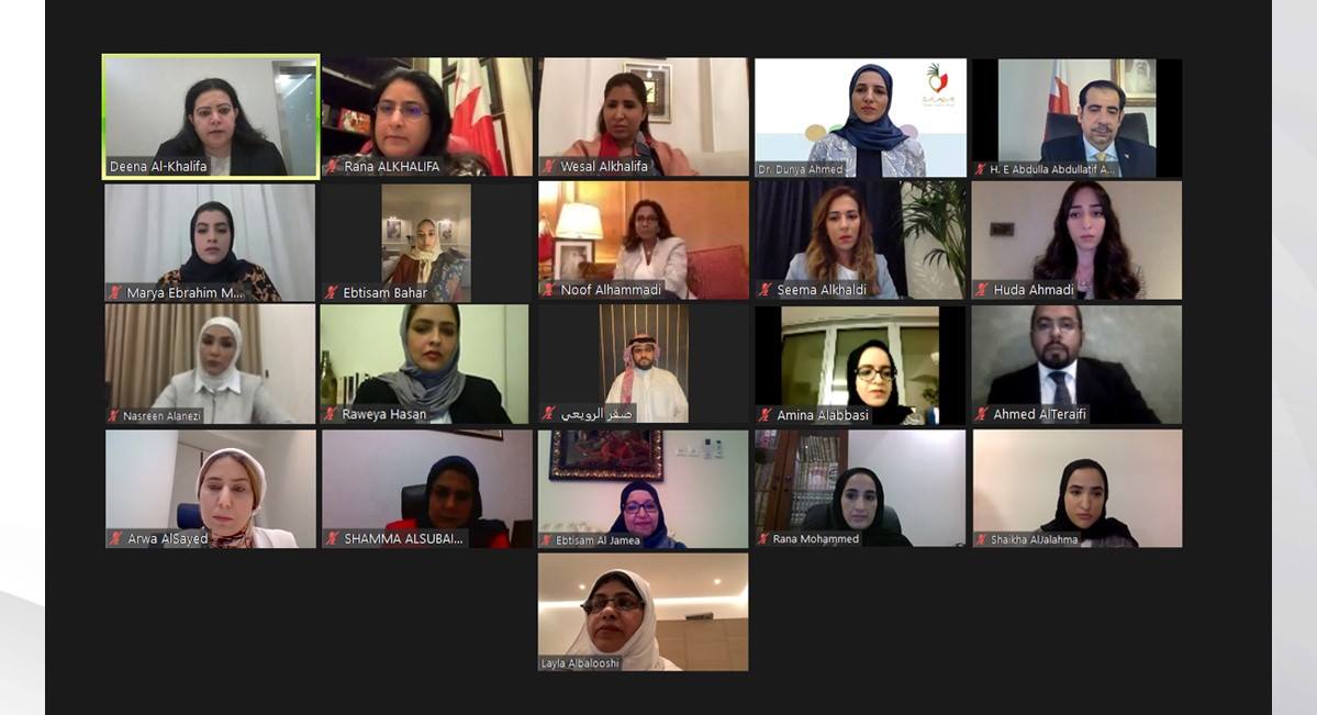 بحثاً في أوجه رفع مشاركة المرأة الدبلوماسية .. "الخارجية" و"الأعلى للمرأة" ينظمان مجموعة تركيز حول "تطوير سياسات عمل المرأة في السلك الدبلوماسي"