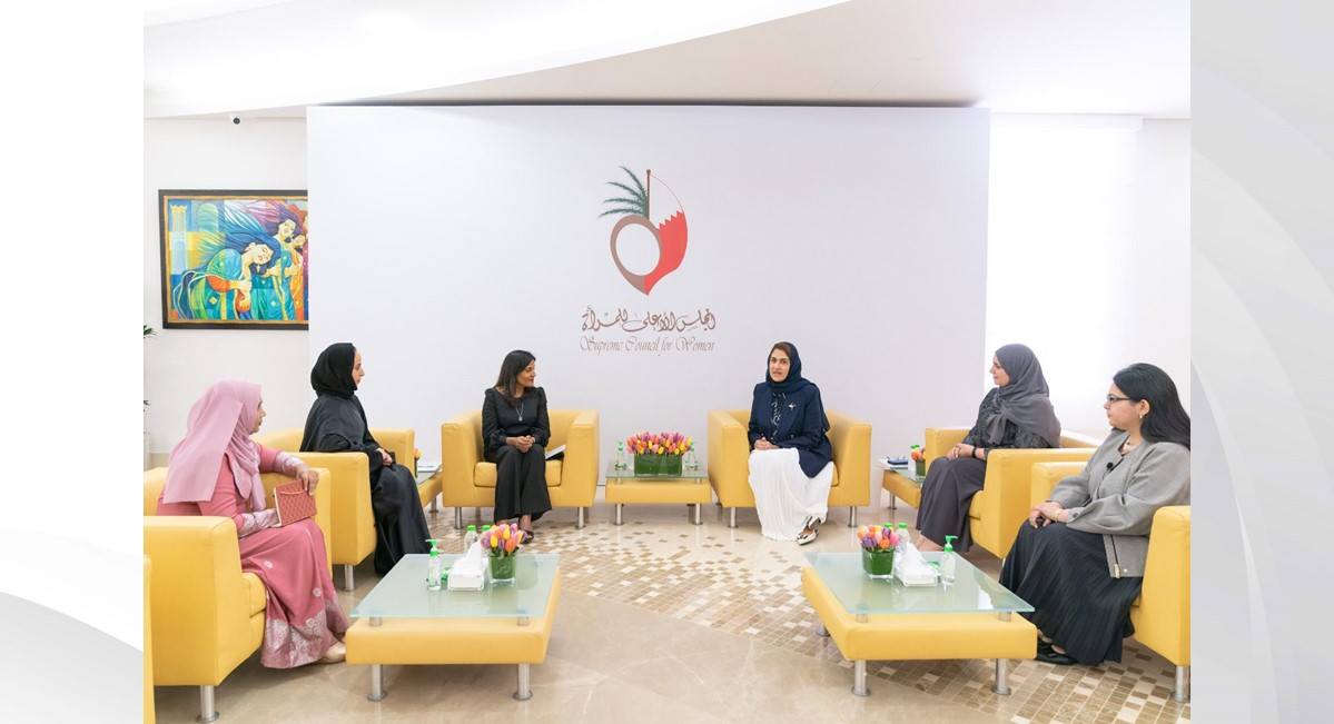 السيدة الأولى لجزر المالديف تزور مقر المجلس الأعلى للمرأة