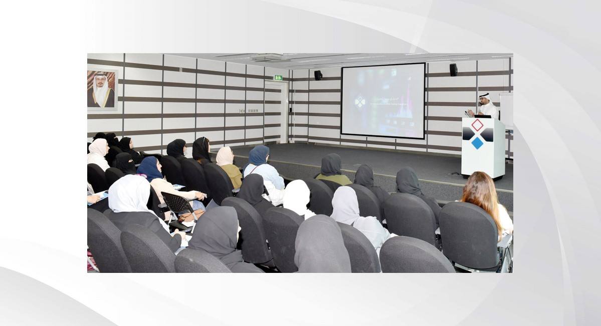 المجلس الأعلى للمراة وبورصة البحرين ينظمان ورشة مبادئ الاستثمار