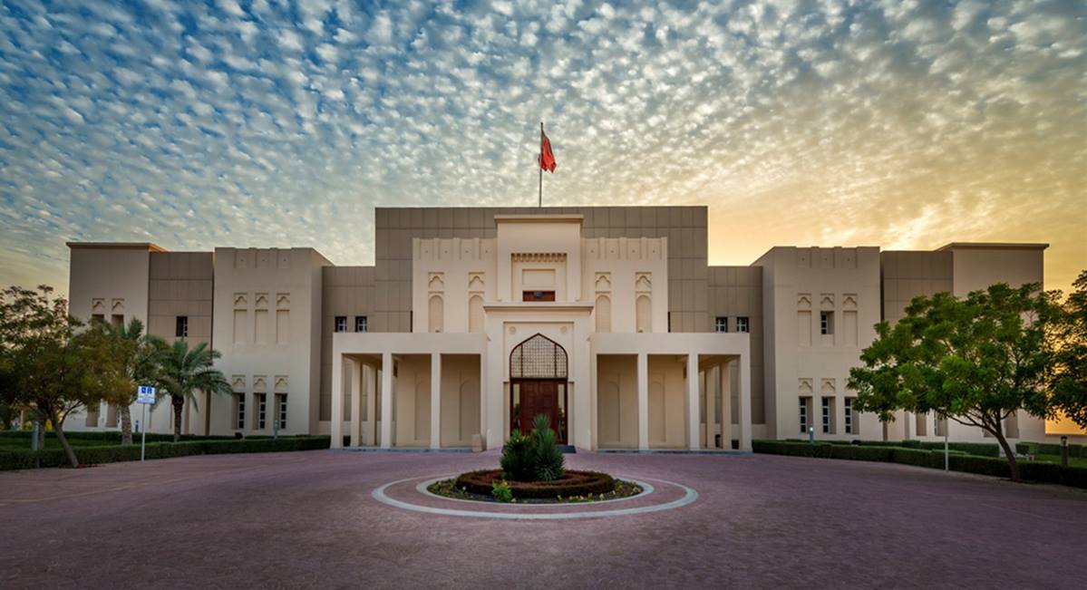 الخطاب السامي للعاهل المفدى يرسم معالم مرحلة عمل قادمة ركيزتها تقدم المرأة